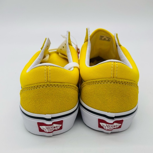 Vans Old Skool Shoes - Picture 3 of 8